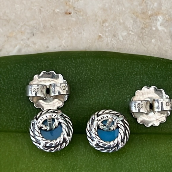 David Yurman Chatelaine Earrings with Moonstone - Picture 5 of 7